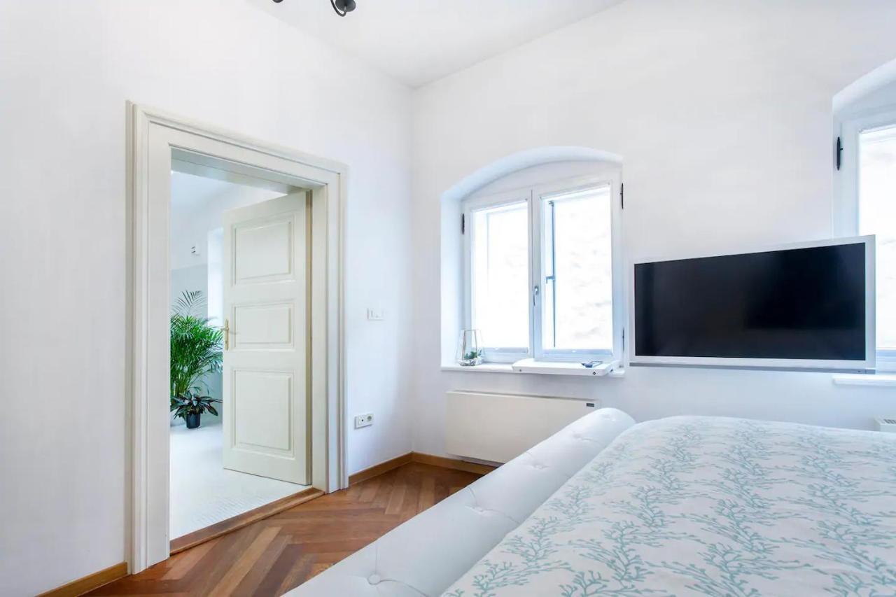 Address Deluxe Downtown Daire Ljubljana Dış mekan fotoğraf